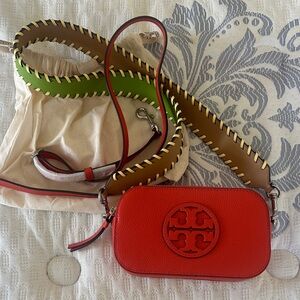 NWT Tory Burch Miller red Leather Crossbody Camera Bag with Strap(s)